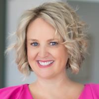 <b>Tiffany Carroll</b>, CLHMS, CRS, MRP <br> <img class='memberTinyR2' src='images/Realtor.jpg' onerror='ImgErrorTiny(this);'/> REALTOR® Member <br> Exp Realty LLC